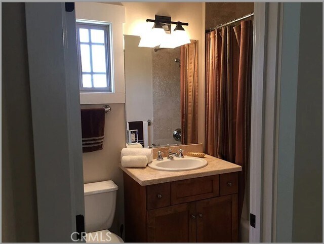 Building Photo - 436 Redwood Dr