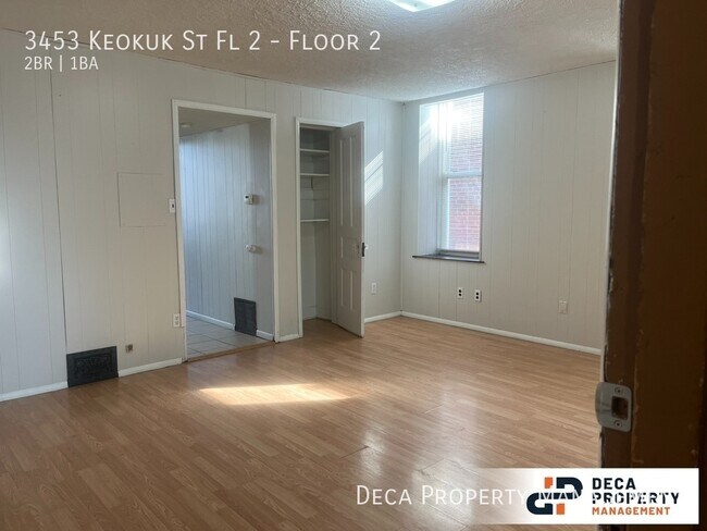 Foto del edificio - 2 Bedroom 1 Bathroom Apartment