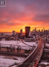 Building Photo - 15 Baseball Pl