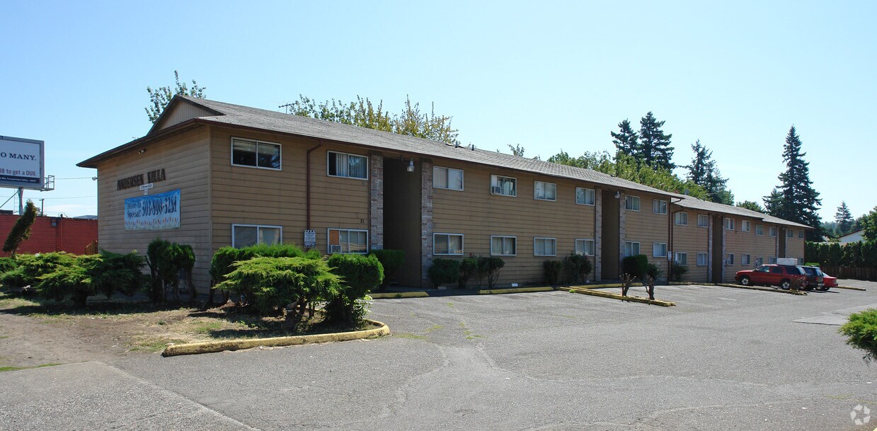 Building Photo - Anderson Villa
