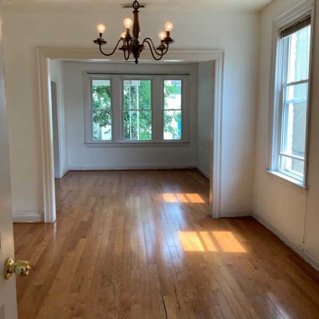 Building Photo - 1408 Perry Pl NW