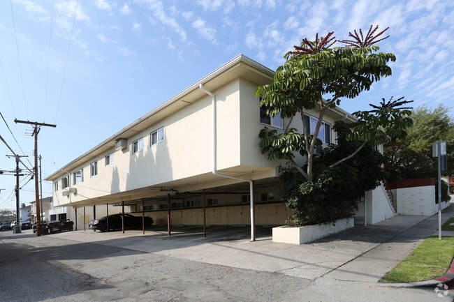Building Photo - Mar La Rue Apartments