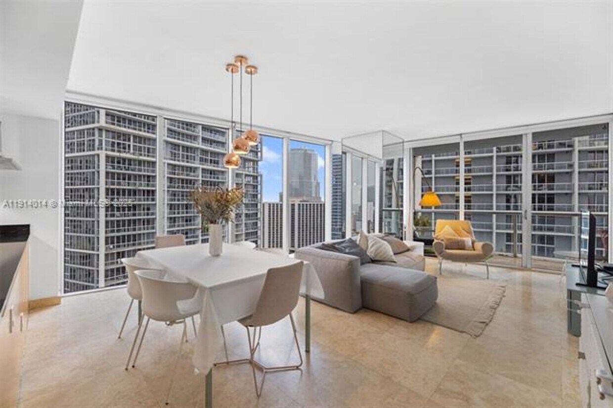 Photo - 495 Brickell Ave unit 2410 (A11914014)