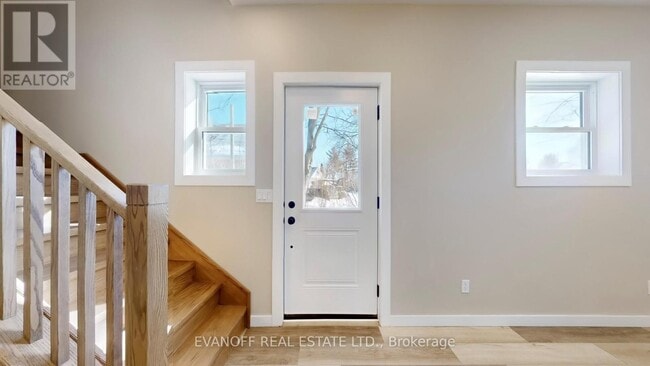 Building Photo - 29 Leahann Dr