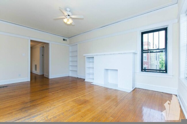 Building Photo - 2511 N Kedzie Blvd
