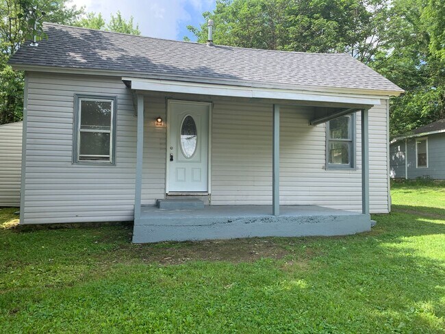 Foto del edificio - Newly Remodeled 2 bedroom 1 bathroom!!