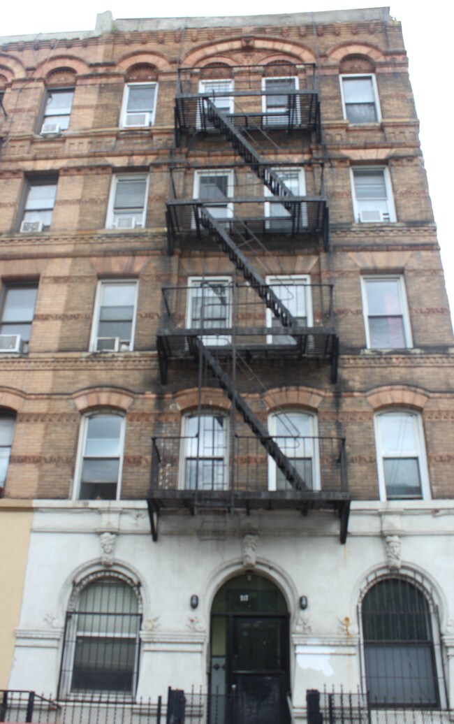 Building Photo - 717 S. S. REALTY, LLC