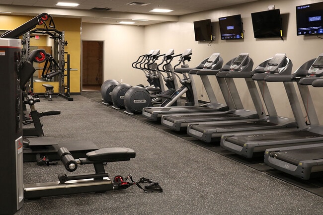 24-Hour Fitness Center - Station 21