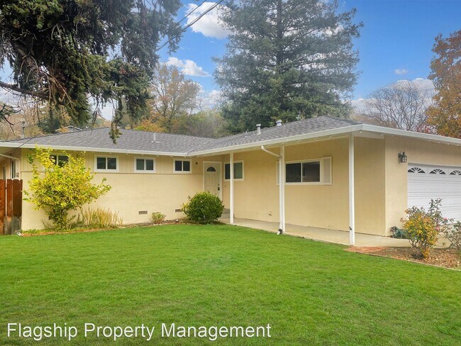 Building Photo - 4 br, 2 bath House - 285 Gil Blas Road