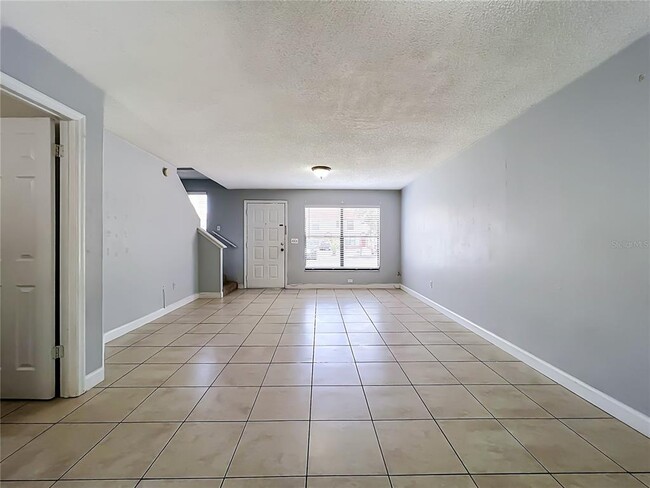 Foto del edificio - 1604 Little Falls Cir