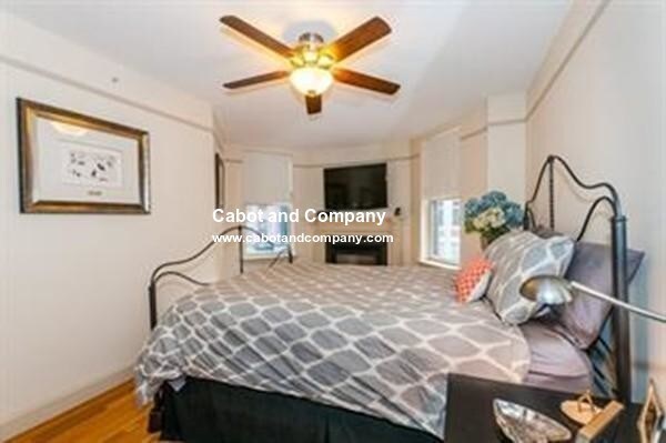 Foto del edificio - 294 Newbury St