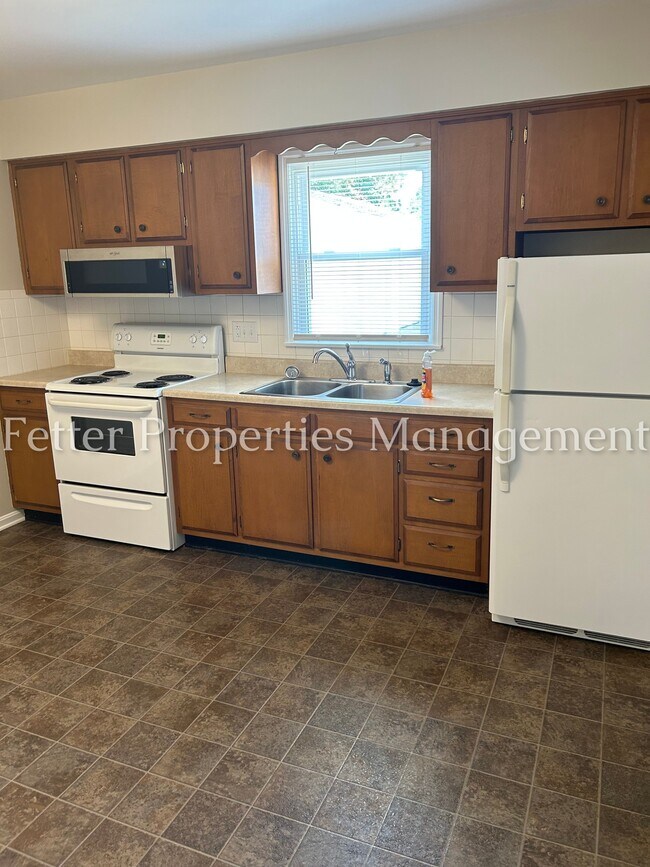 Foto del edificio - 4812 Oak Hill Rd