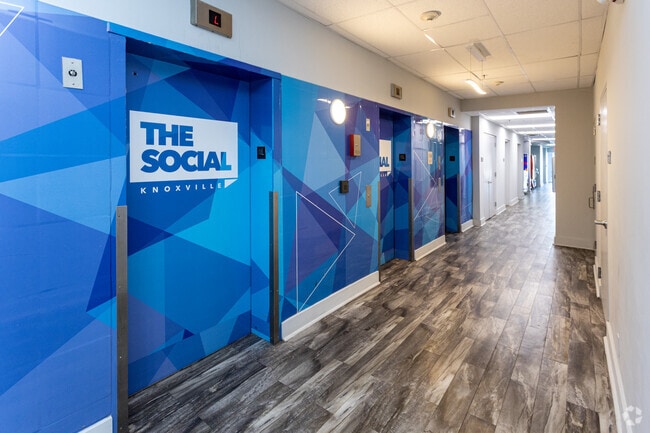 Elevadores - Tradition Knoxville