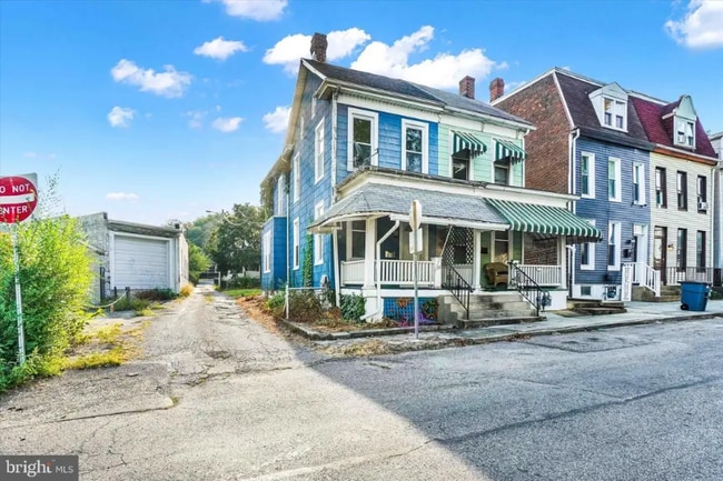 Building Photo - 53 Eberts Ln