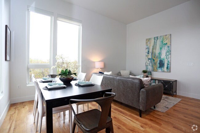 1HAB, 1BA - 588 ft² - The Economist