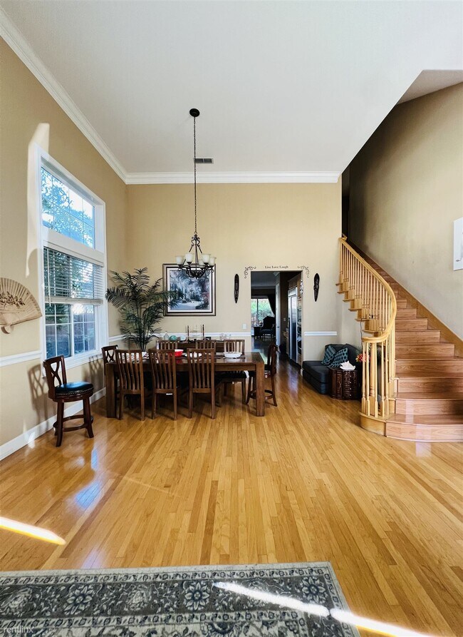 Building Photo - 4 br, 3.5 bath House - 4224 Foxford Way