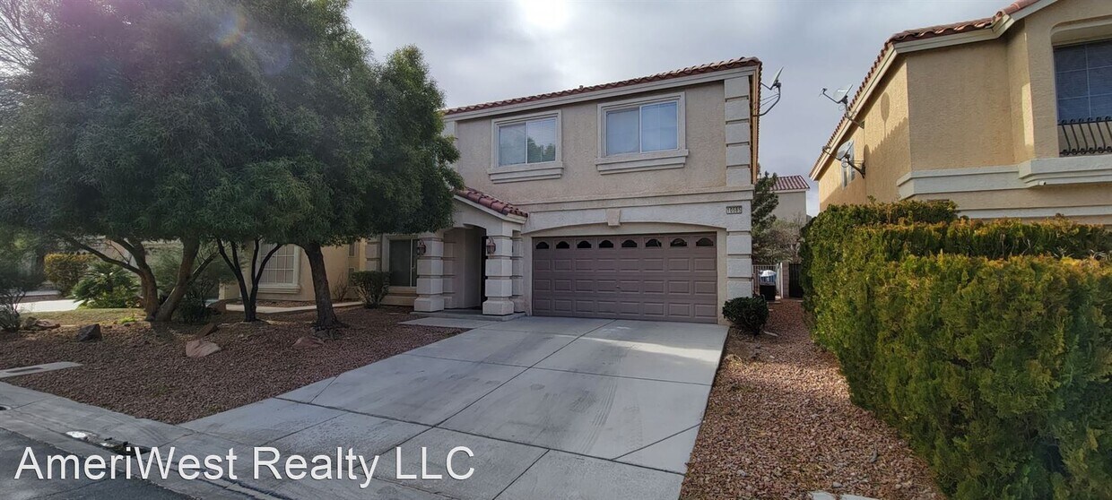 4 br, 2.5 bath House 10585 Medicine Bow House Rental in Las Vegas