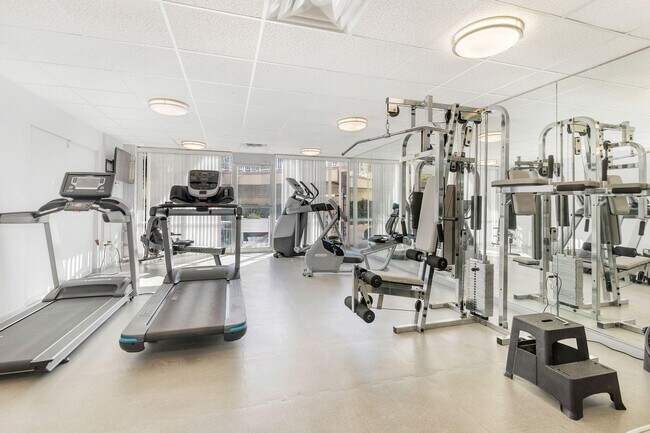 Foto del edificio - 3475 S Ocean Blvd