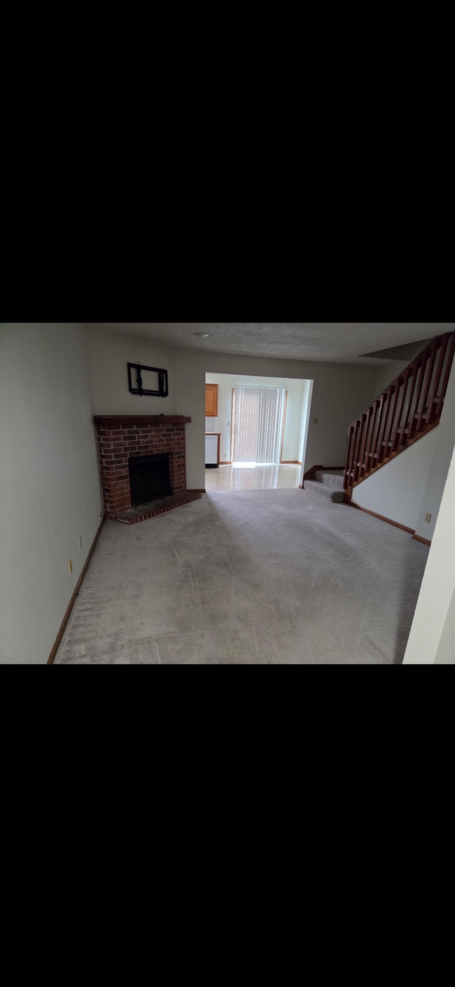 Building Photo - 5615 NW 66th Terrace