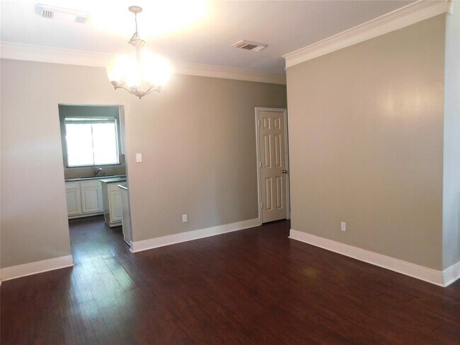 Foto del edificio - 2914 Bluegrass Ct