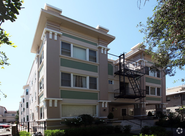 Building Photo - 249 N Euclid Ave