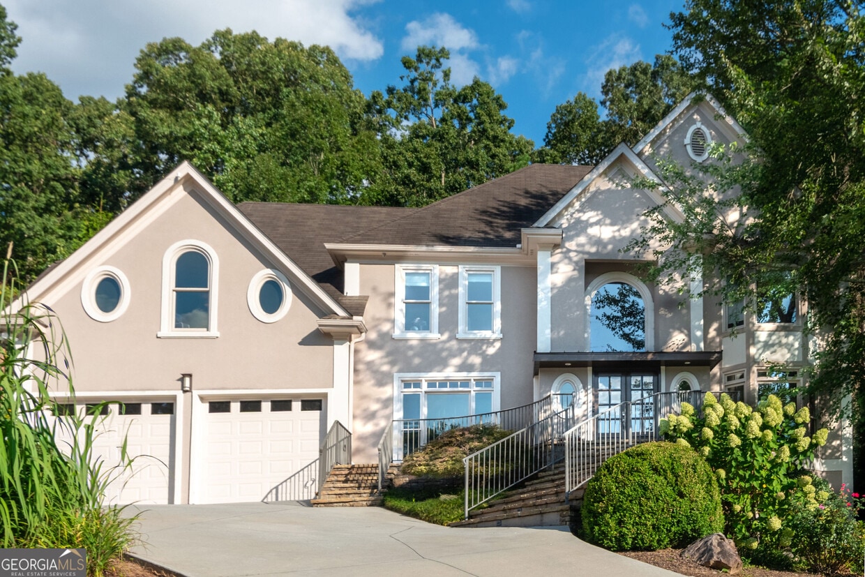 Primary Photo - 3850 Glenhurst Dr