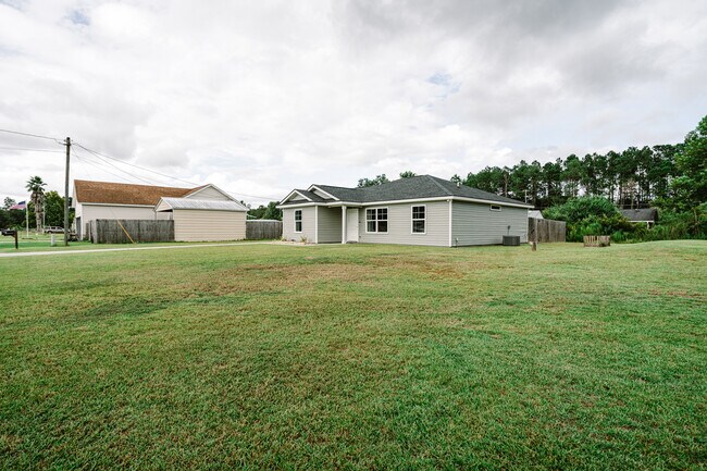 Foto del edificio - 46 Persimmon Blvd