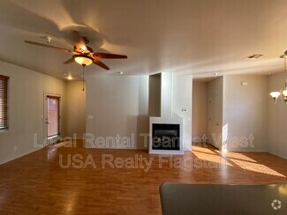 Building Photo - 2382 W Cripple Creek Dr