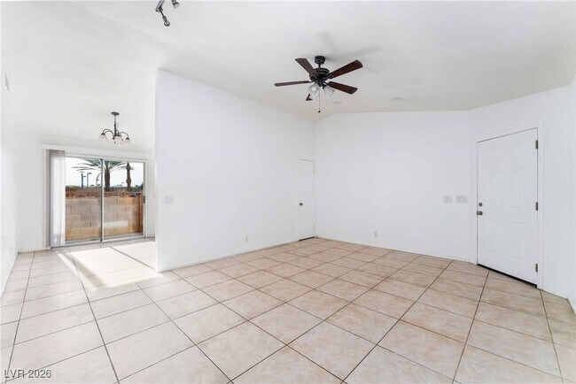 Foto del edificio - 900 Calico Hills Ct