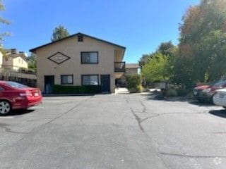 Building Photo - 9110 Montecito Ave