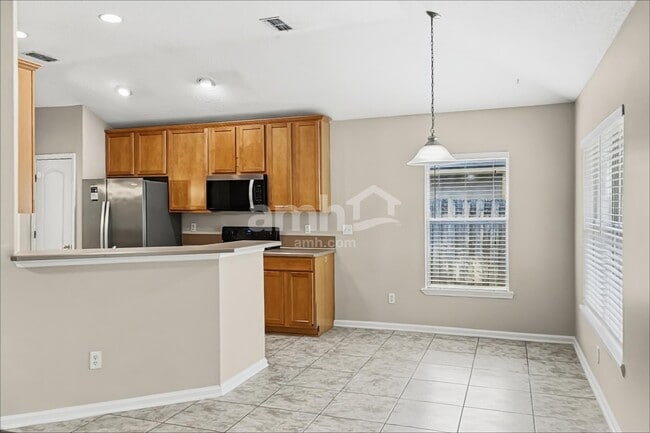 Building Photo - 1756 Hollow Glen Dr