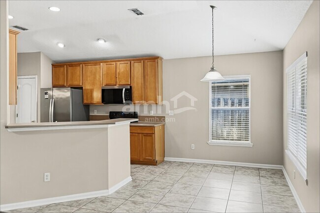 Foto del edificio - 1756 Hollow Glen Dr