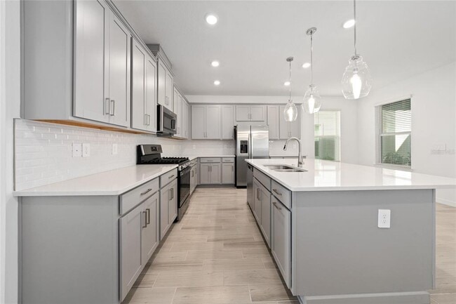 Building Photo - 5148 Goldfinch Dr