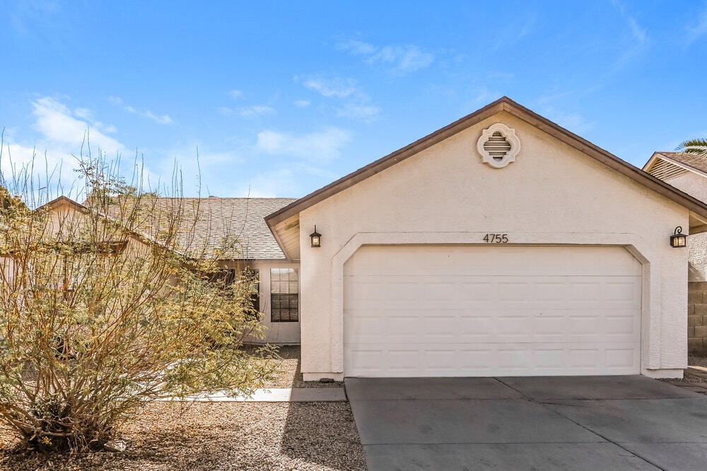 Foto principal - 4755 W Oraibi Dr