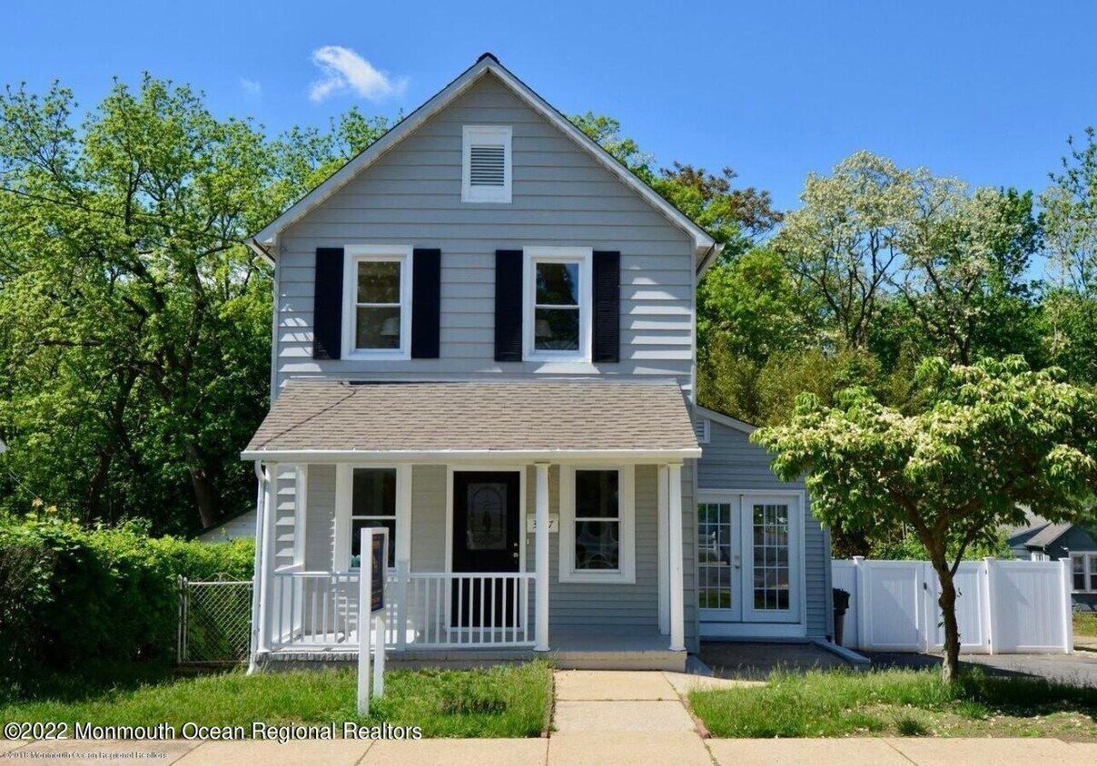 Primary Photo - 367 Lake Ave