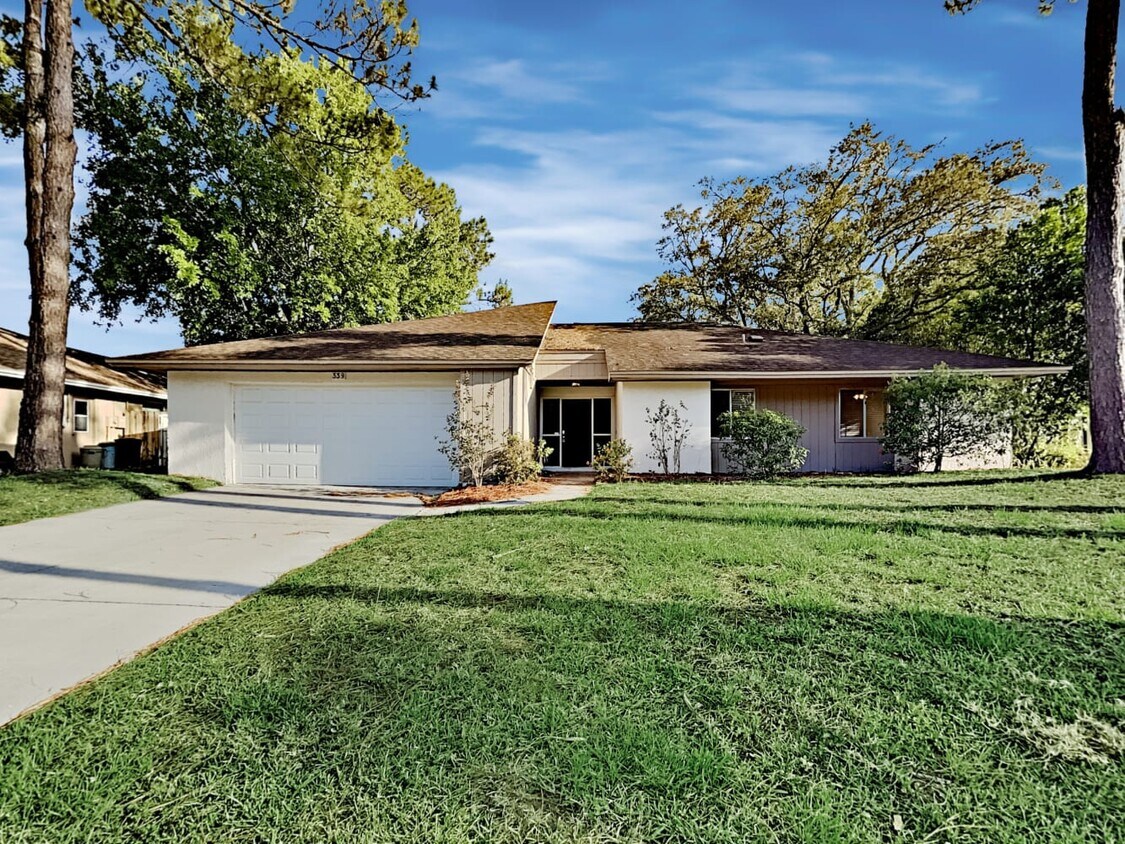 Primary Photo - 339 Sandpiper Dr