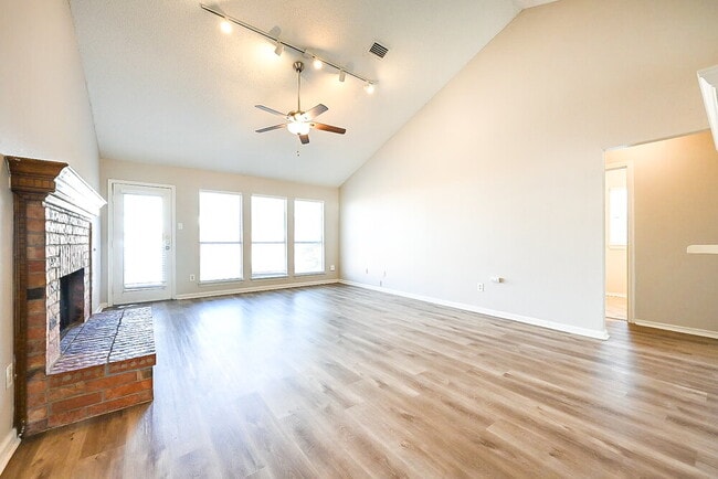 Building Photo - 114 Windmill Ridge Dr