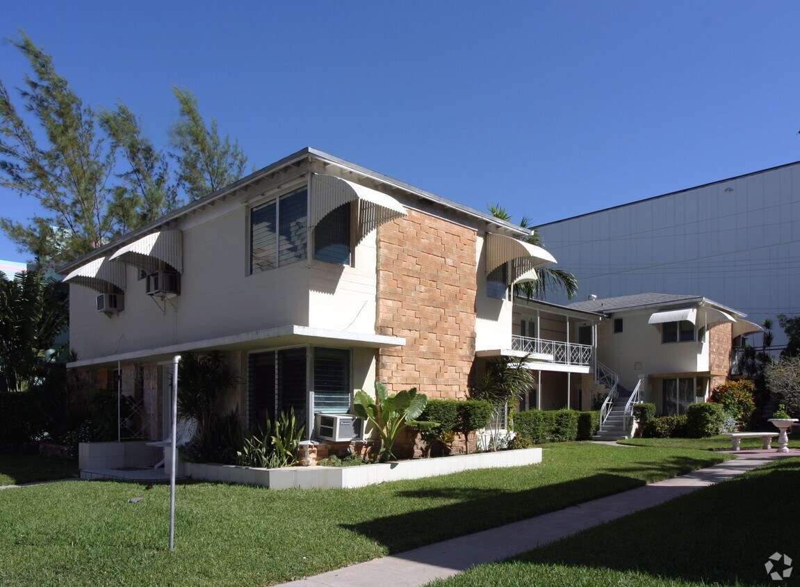 Foto principal - 6785 Indian Creek Rd
