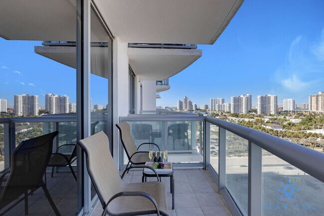 Building Photo - 18683 Collins Ave