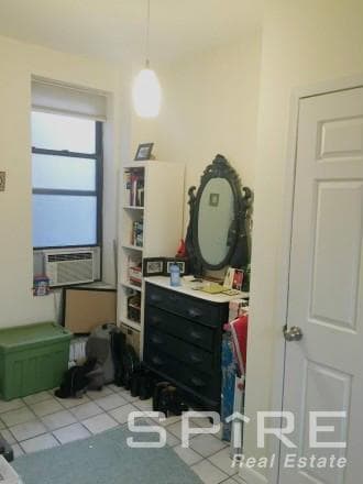 Building Photo - 248 W 106th St