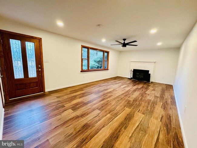 Building Photo - 305 Kresson Rd