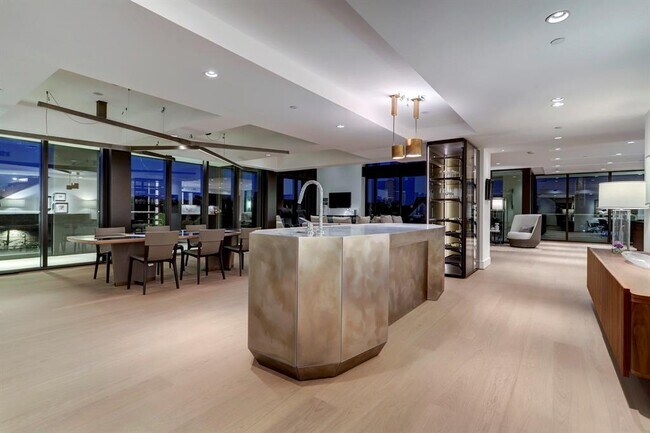 Foto del edificio - 3433 Westheimer Rd