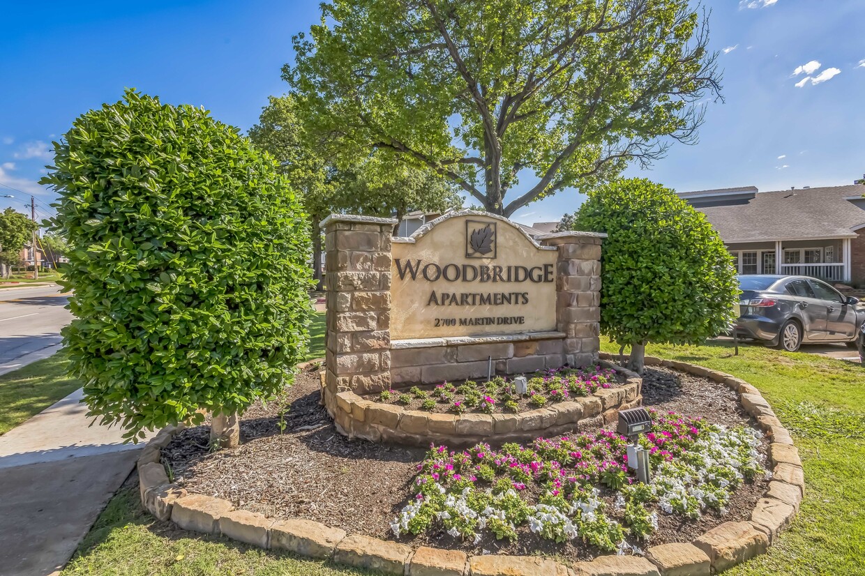 Primary Photo - Woodbridge Apartments