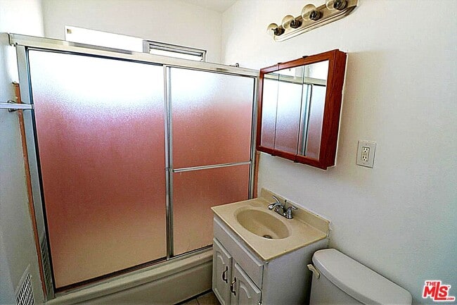 Building Photo - 7249 Bakman Ave