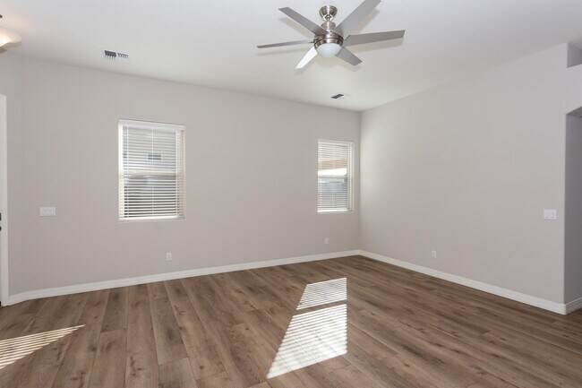 Building Photo - 6157 Livingston Loop