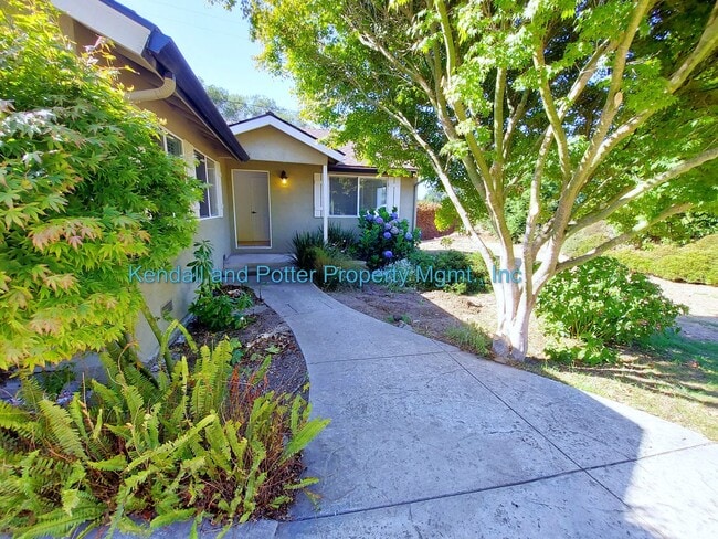 Building Photo - Single Level 3 Bedroom/2 Bath in La Selva