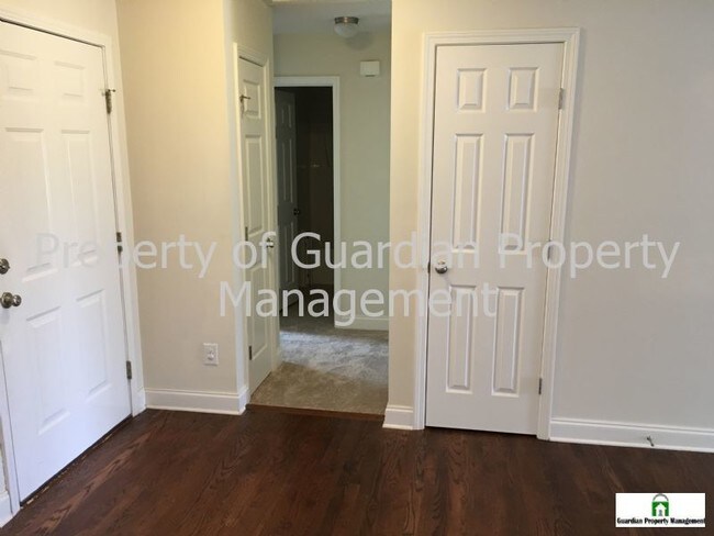 Building Photo - 258 River Birch Ln