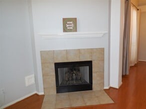 Building Photo - 10523 N Newpark Dr