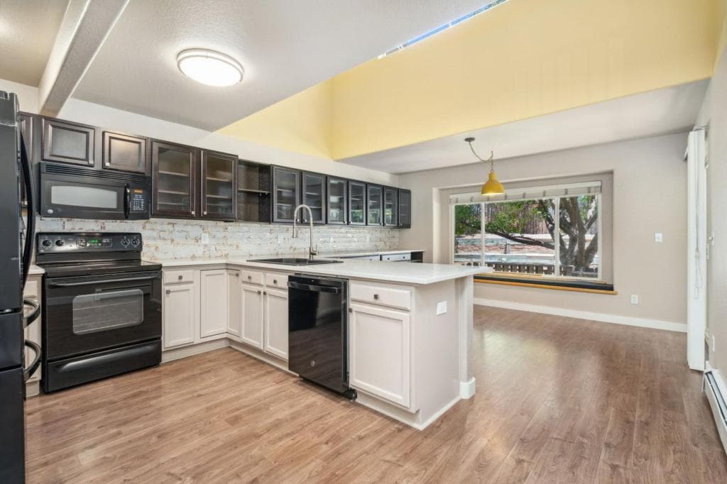 Photo - 226 S 3rd St