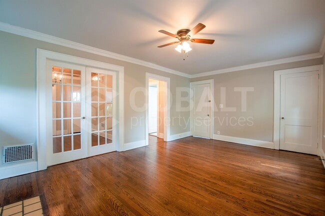 Foto del edificio - 499 Winton Terrace NE